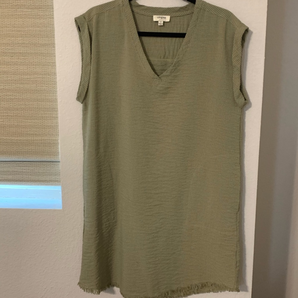 Green seersucker shift dress